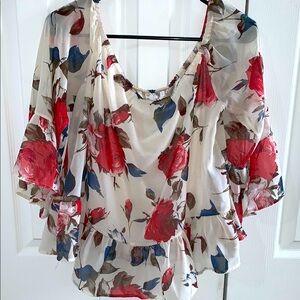 Amazon - Floral Chiffon 3/4 Flare Sleeve Too - Cream, Red and Blue - Large